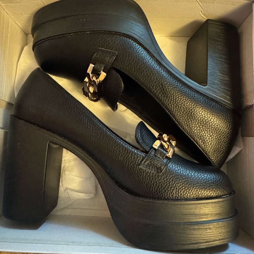 Elegant Black Platform Heels